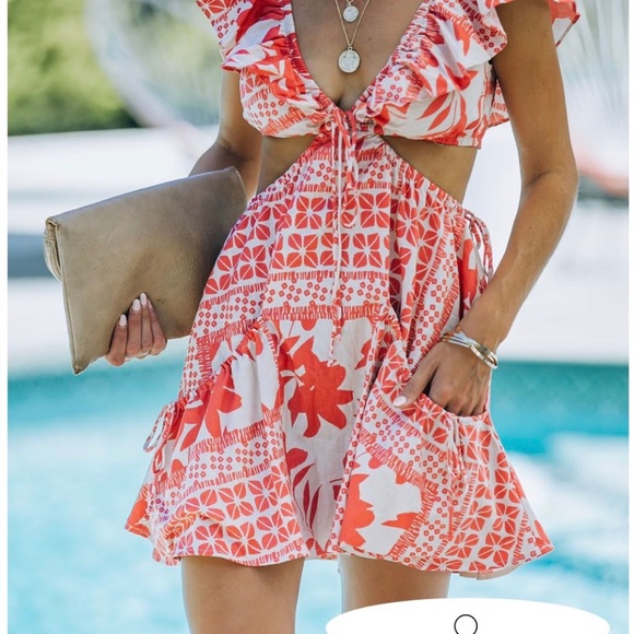 Never worn Vici Alesha Linen Blend Pocketed Cutout Mini Dress. - Picture 3 of 4